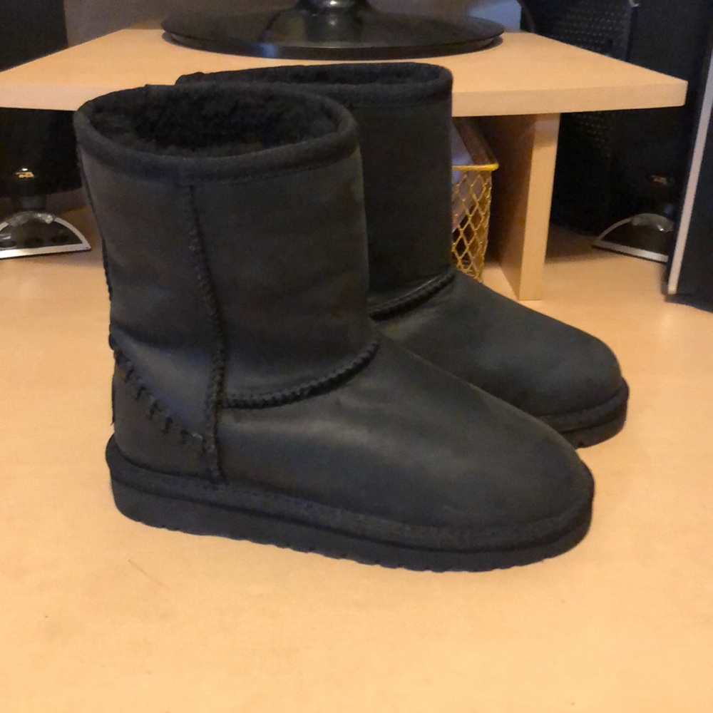 Black Ugg boots, Kids sz 13